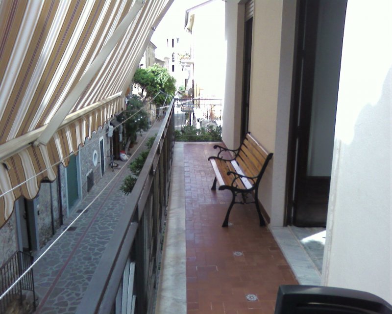 Appartamento nel centro di Acciaroli a Pollica a Salerno in Affitto